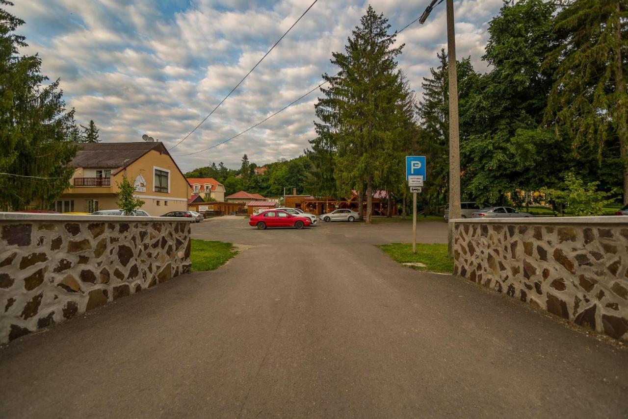 Lipicai Ifjusagi Szallo Сильвашварад Экстерьер фото